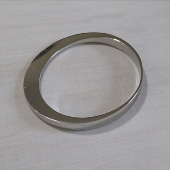 J. Crew Oval Silver Bangle Bracelet - Picture 3 of 8